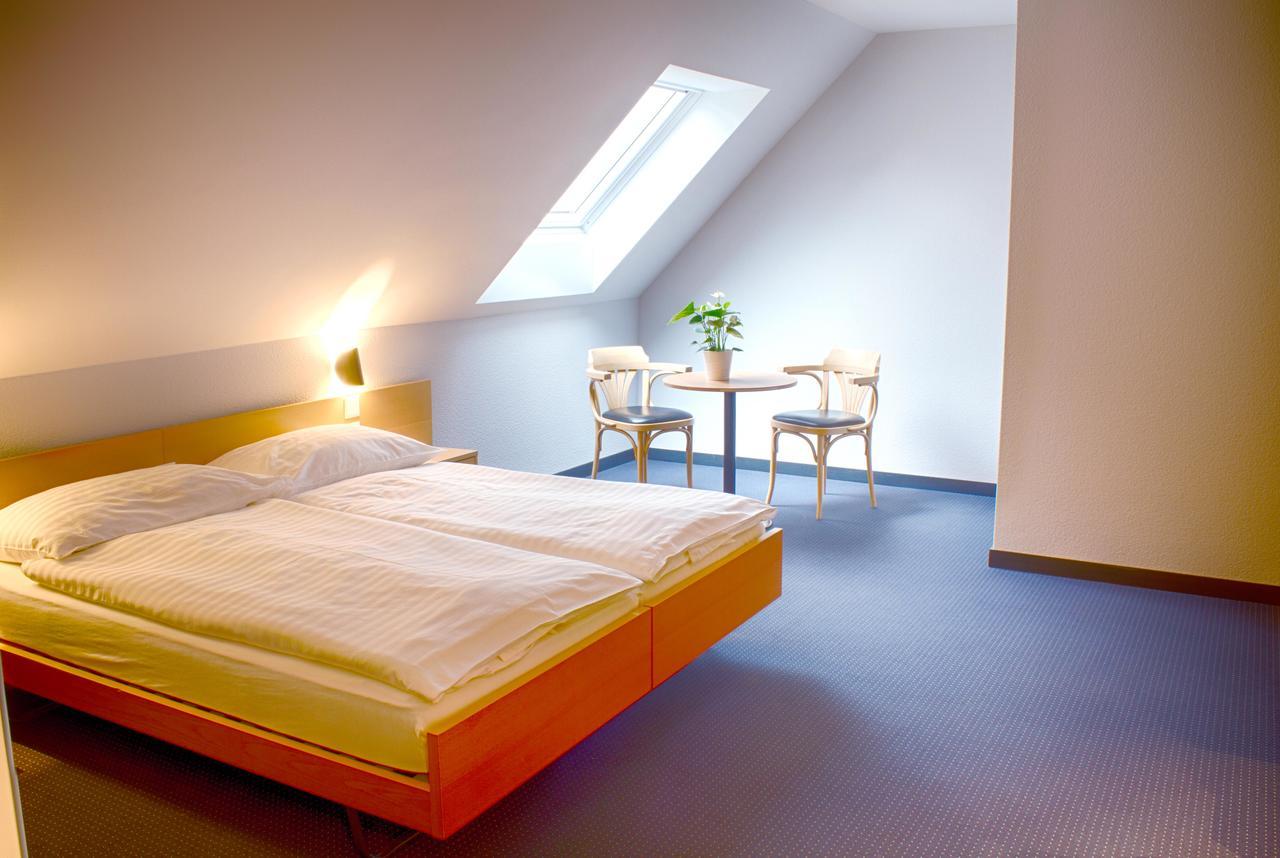 Gasthof Muehle Aesch  Экстерьер фото
